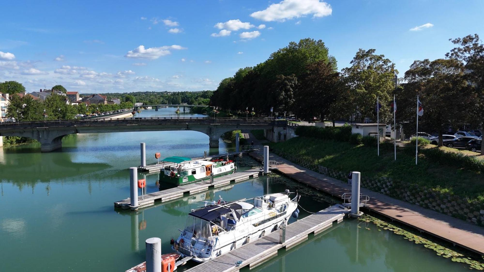 Spicy - Sejour Insolite Sur La Marne Meaux Buitenkant foto